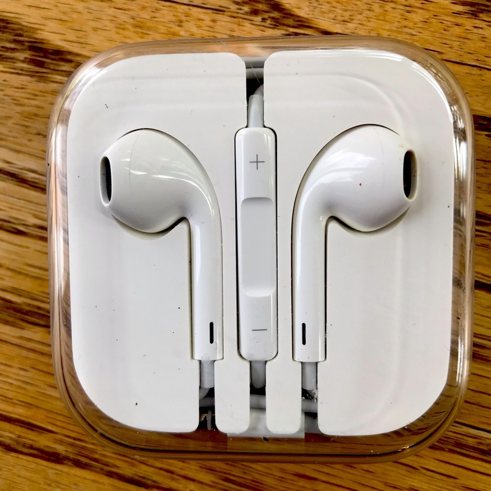 Apple iPhone Earbuds
